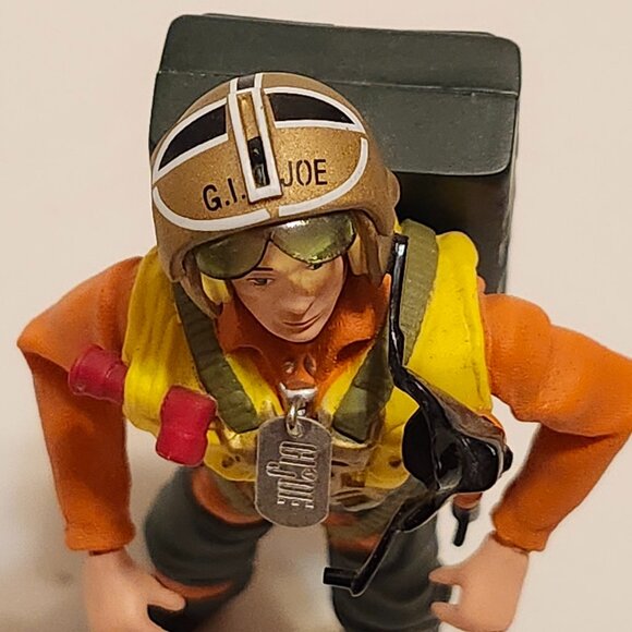 2001 Hallmark Keepsake G.I. Joe Fighter Pilot ornament - Picture 7 of 13
